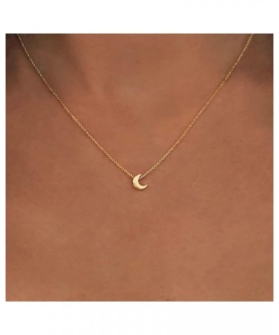 Gold Necklace for Women Moon and Star Necklace Dainty David Star Pendant Necklace 14k Gold/Silver Crescent Moon Necklace Simp...